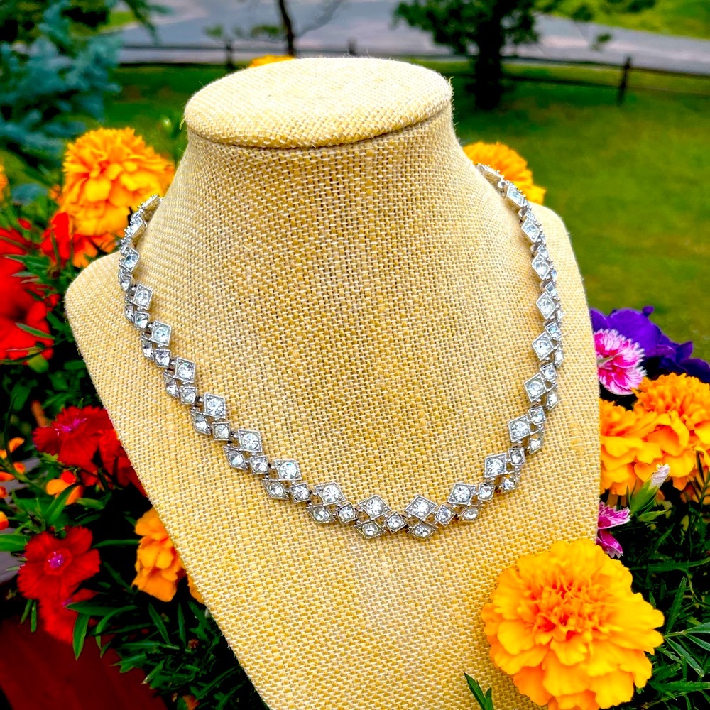 BOGOFF pristine VNT brilliant rhinestone choker. - Picture 4 of 6